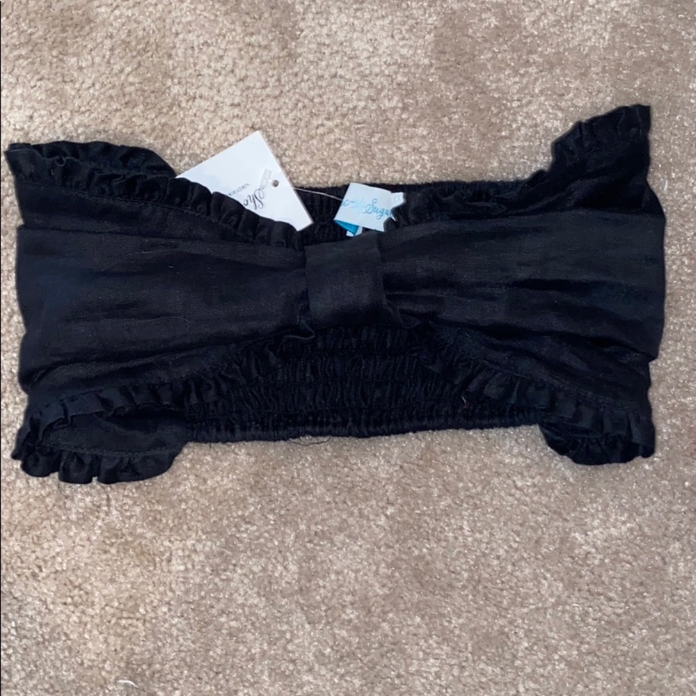 Black crop top